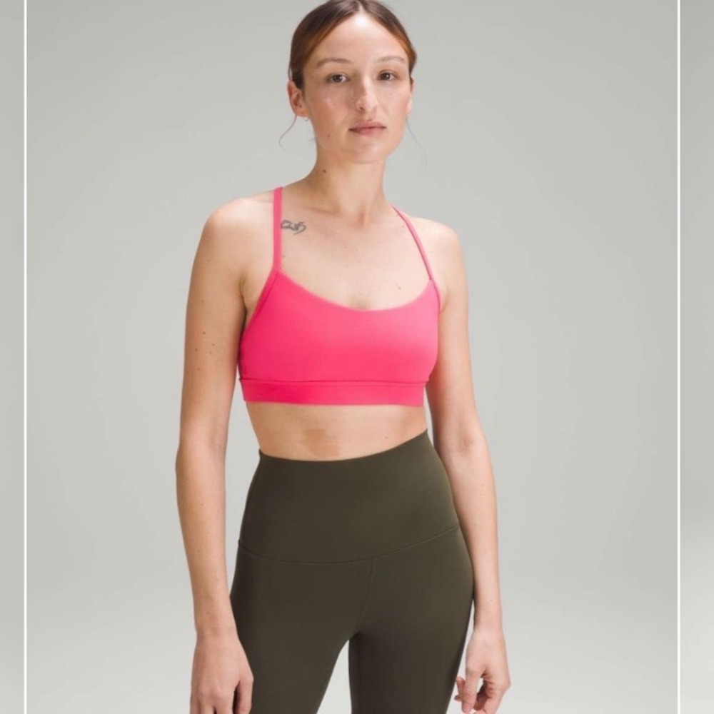 LULULEMON Flow Y Bra Nulu *Light Support A-C Cup Size 8 Sport Bra Pink‎